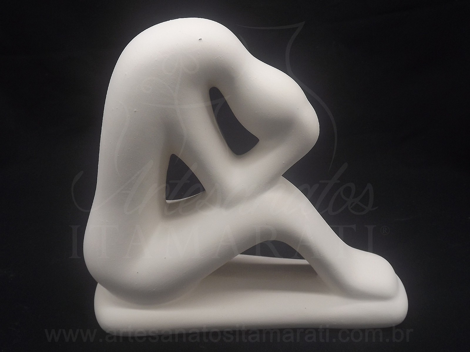 Estatueta Homem Mão na Cabeça